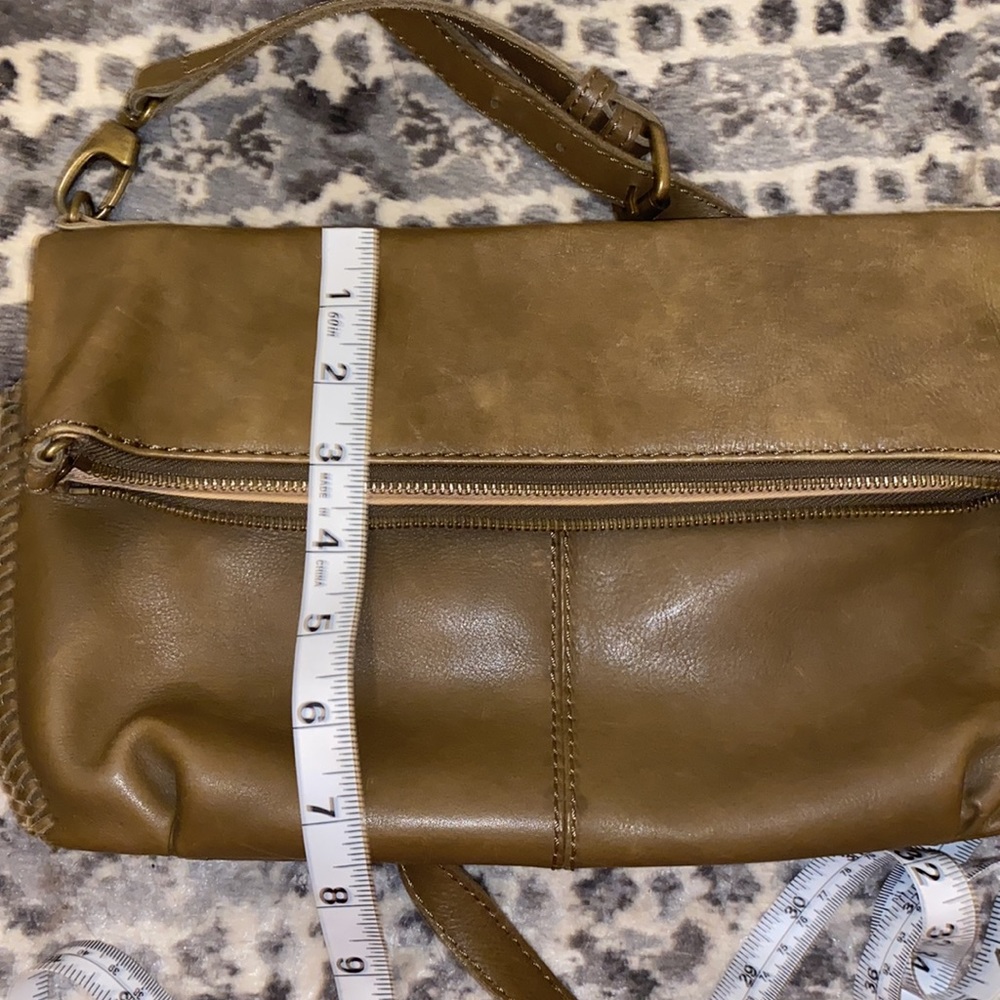 Lucky Brand leather crossbody fold over flap bag and tassel - Picture 8 of 14